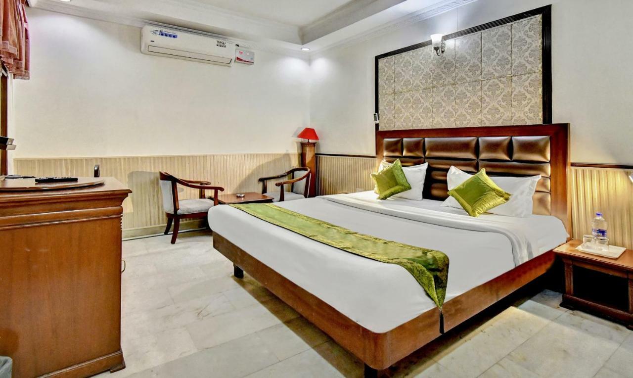 Treebo Trend Corporate Inn จัณฑีครห์ ภายนอก รูปภาพ