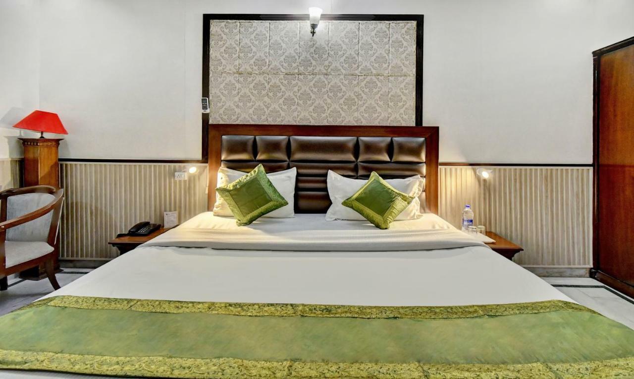 Treebo Trend Corporate Inn จัณฑีครห์ ภายนอก รูปภาพ