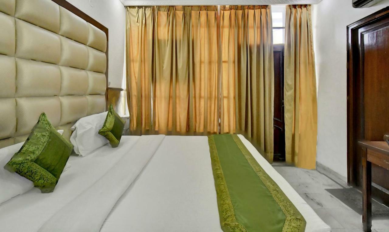 Treebo Trend Corporate Inn จัณฑีครห์ ภายนอก รูปภาพ